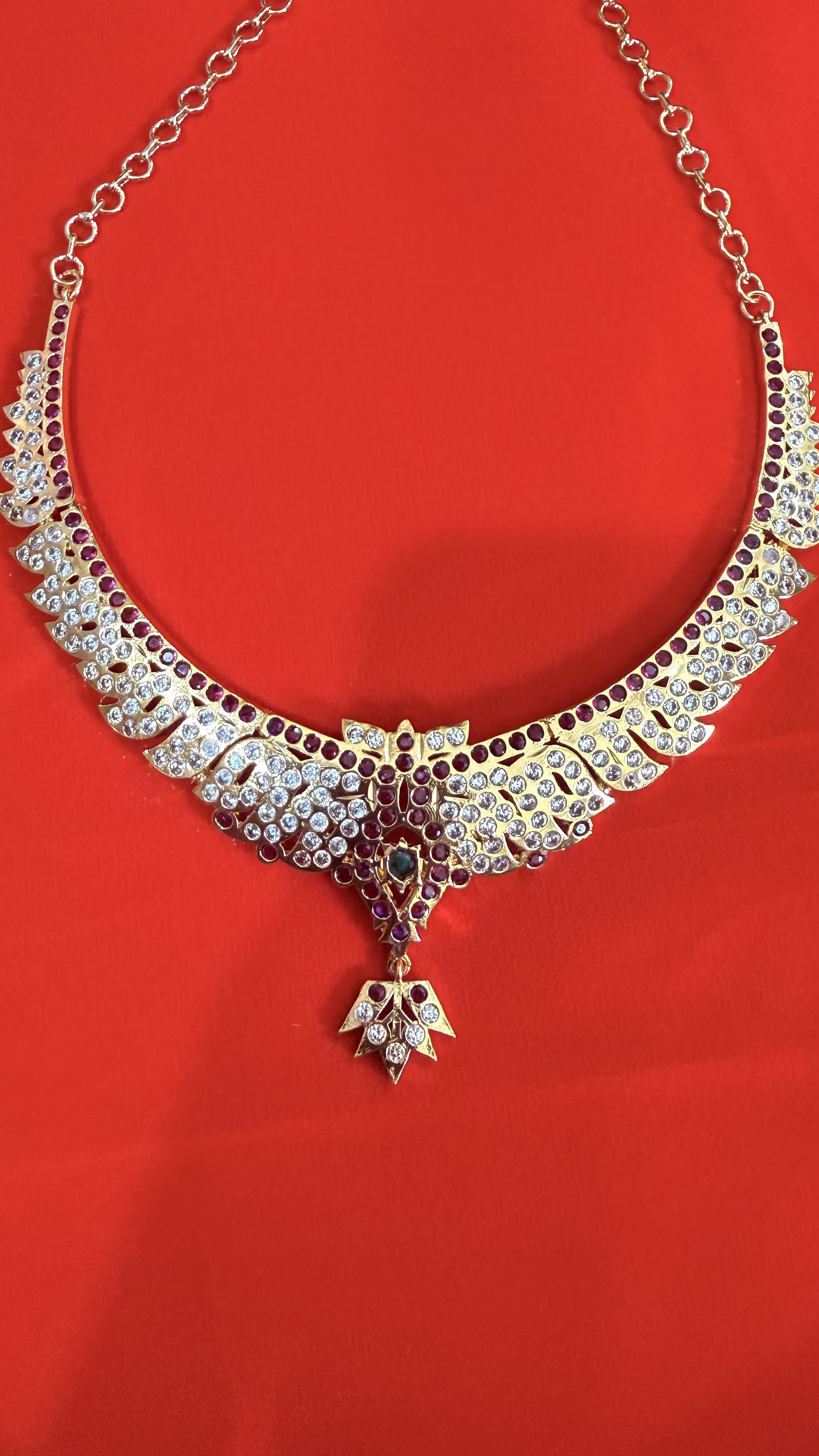 Vintage collection ralla necklace