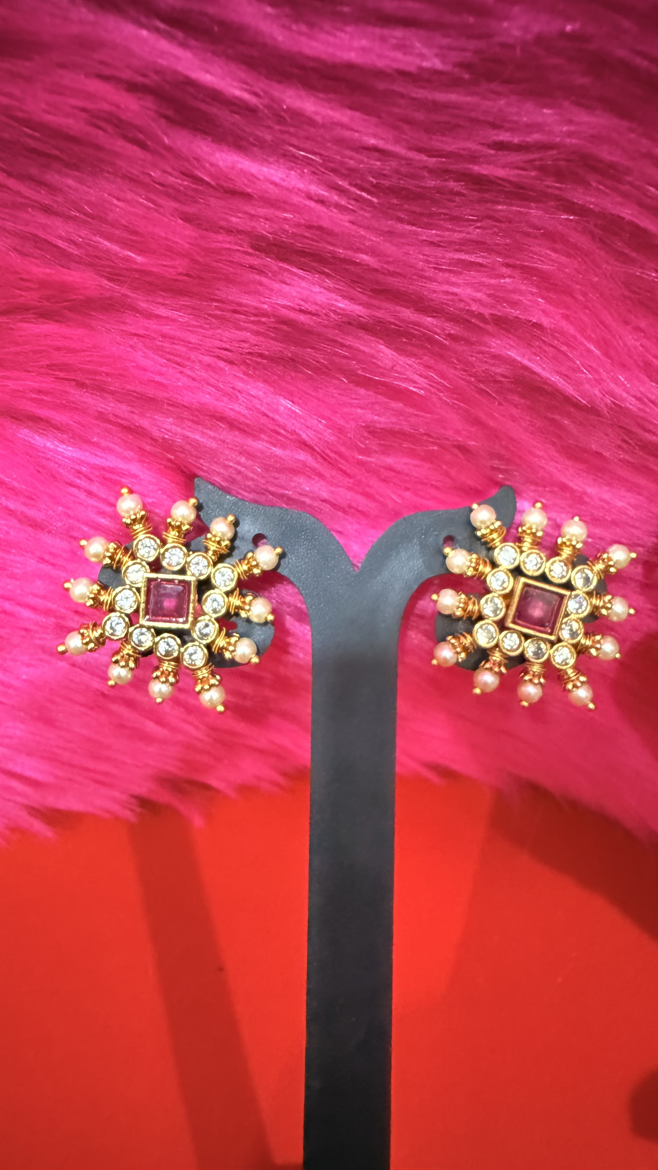 Changeable earrings push back
