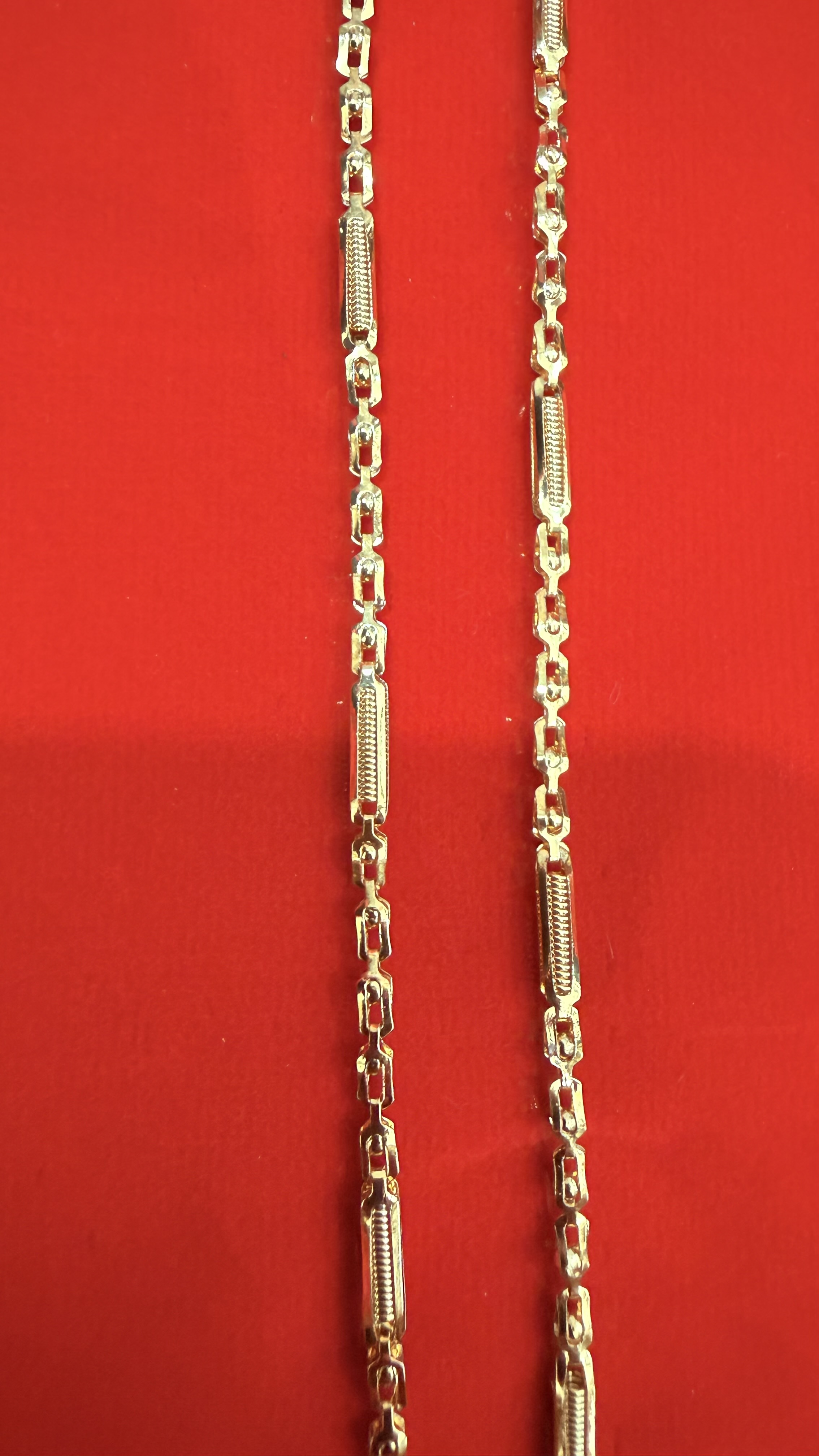 Indo-Italian Link Chain