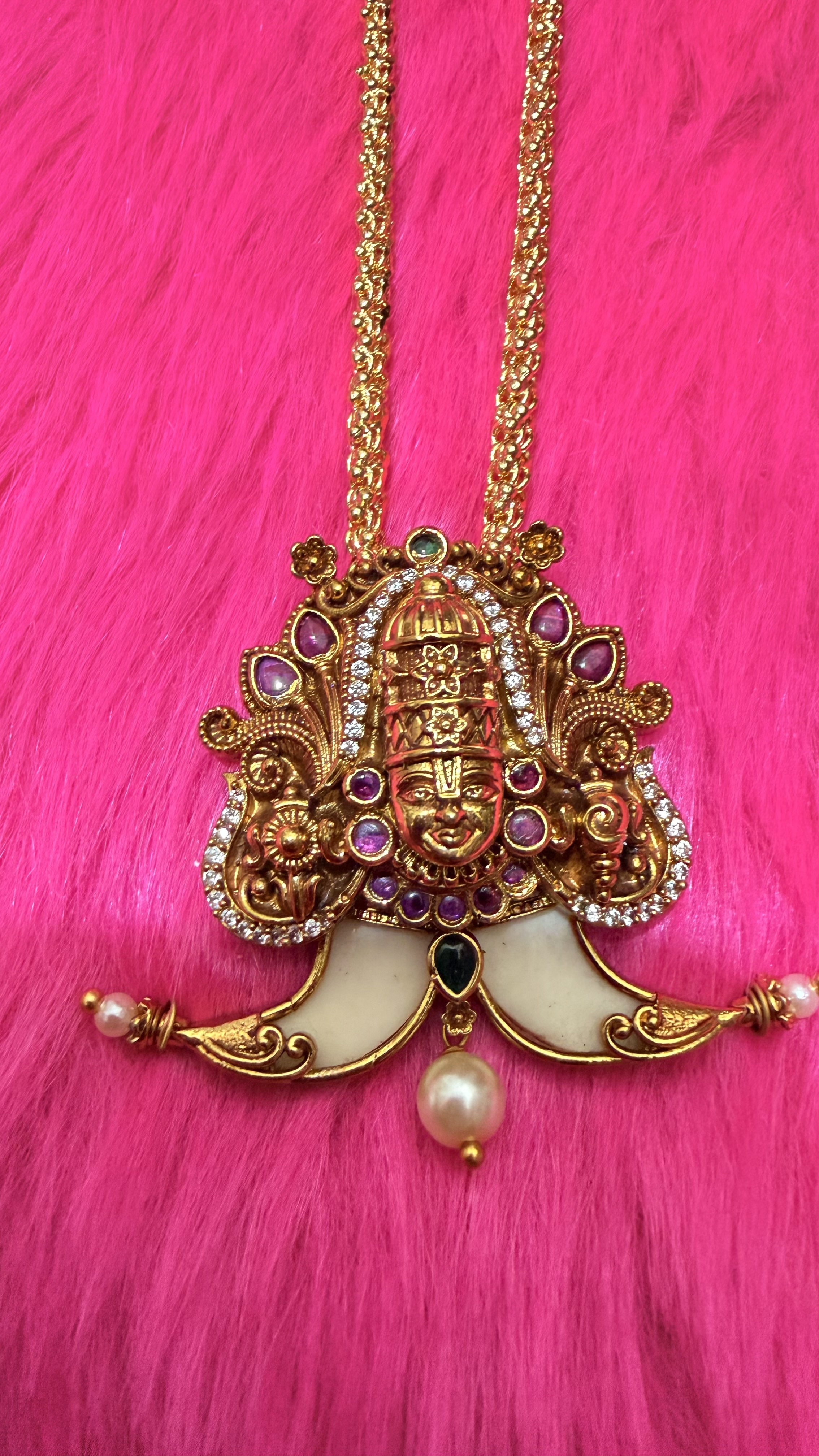 Lord Venkateswara Tiger Claw Pendant Chain