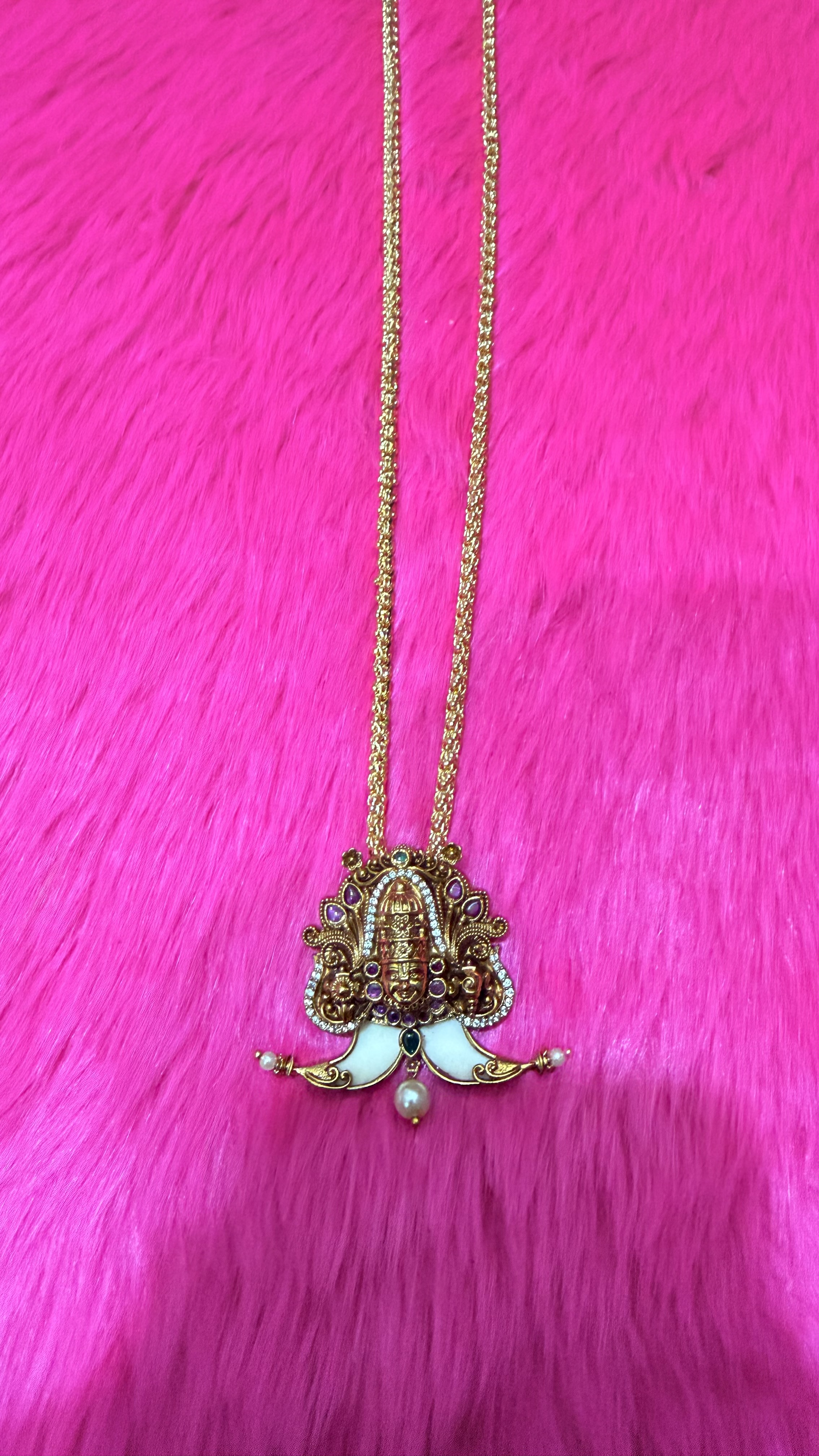 Lord Venkateswara Tiger Claw Pendant Chain